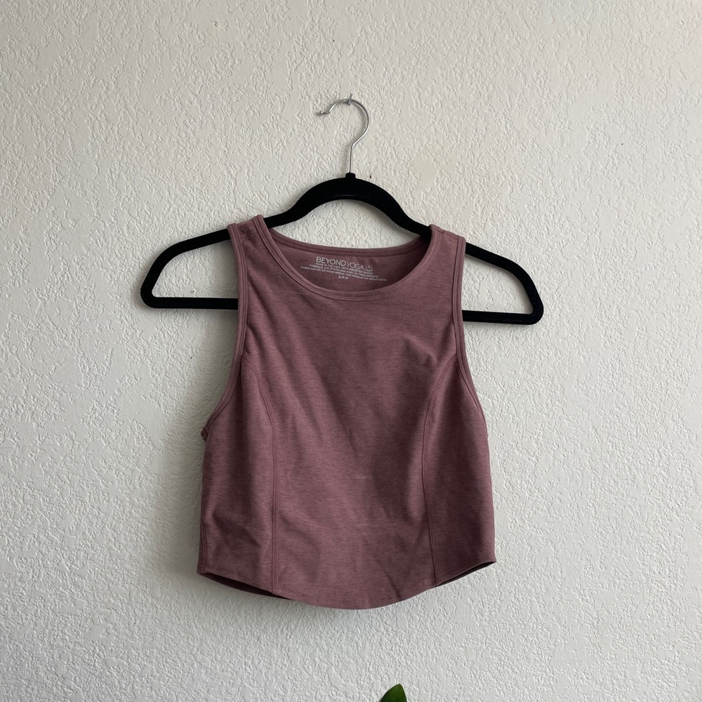 Beyond Yoga - Women's Mauve Cropped Tank Top - Size Small